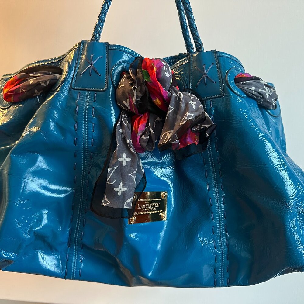 Louis Vuitton Shoulder Bag